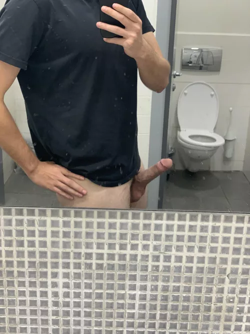 25 , took a break in work