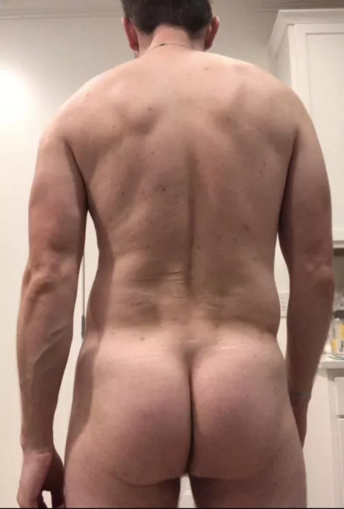 [32] My secret fantasy as a straight guy? Having my ass worshipped.