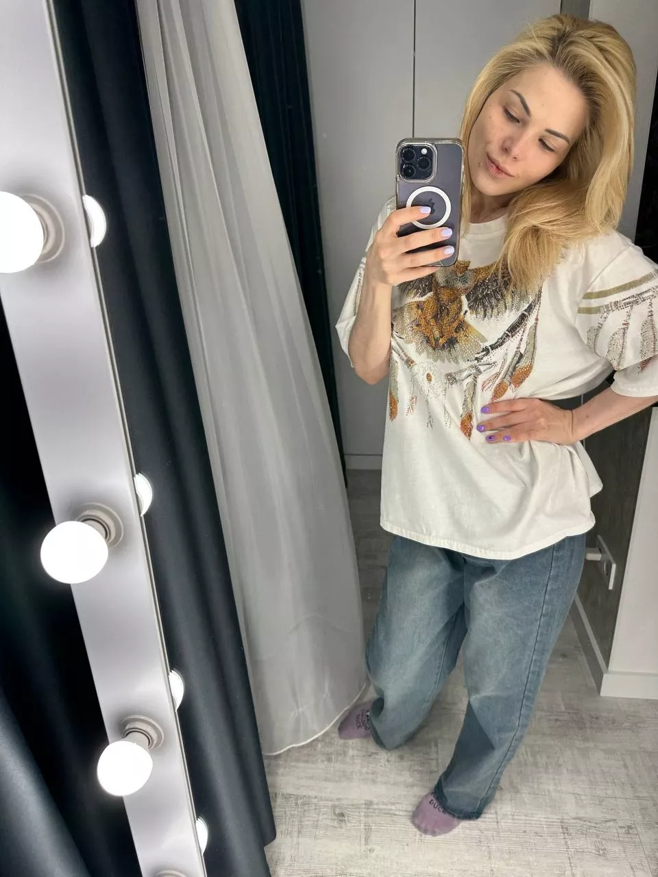 come explore my body