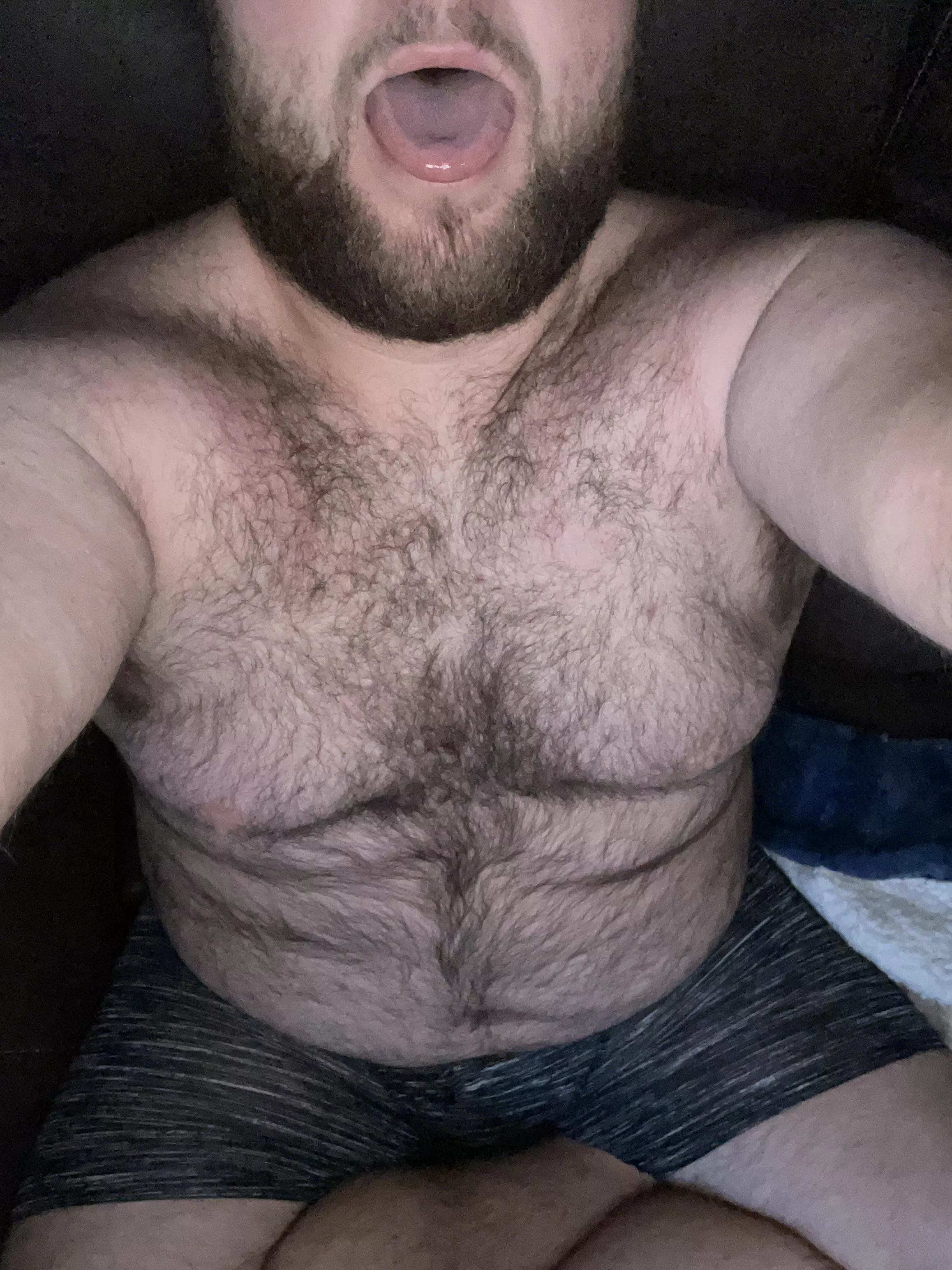 Does anyone need some head while they game? 👅