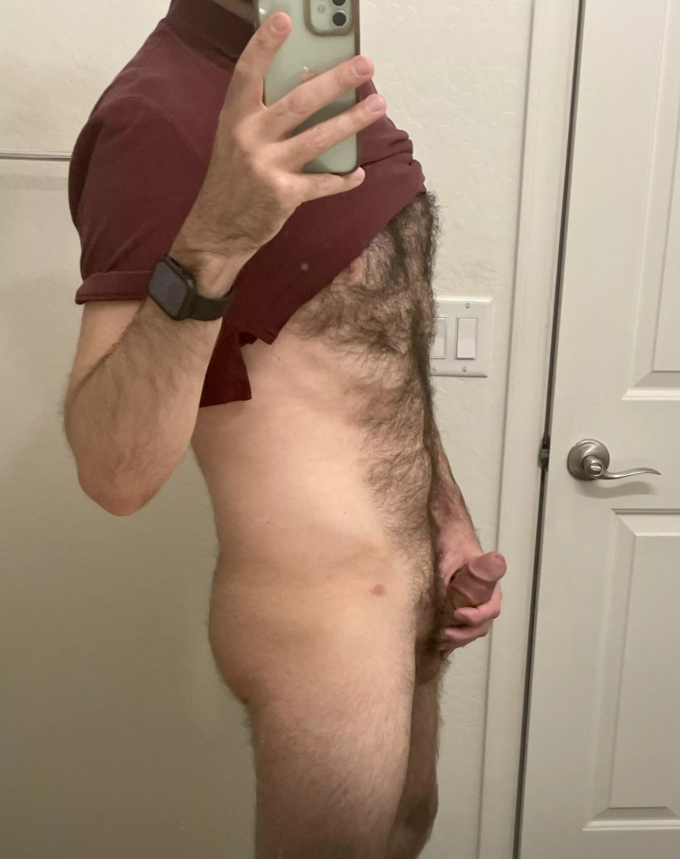 Hairy daddy, ready for a good boy to service me.