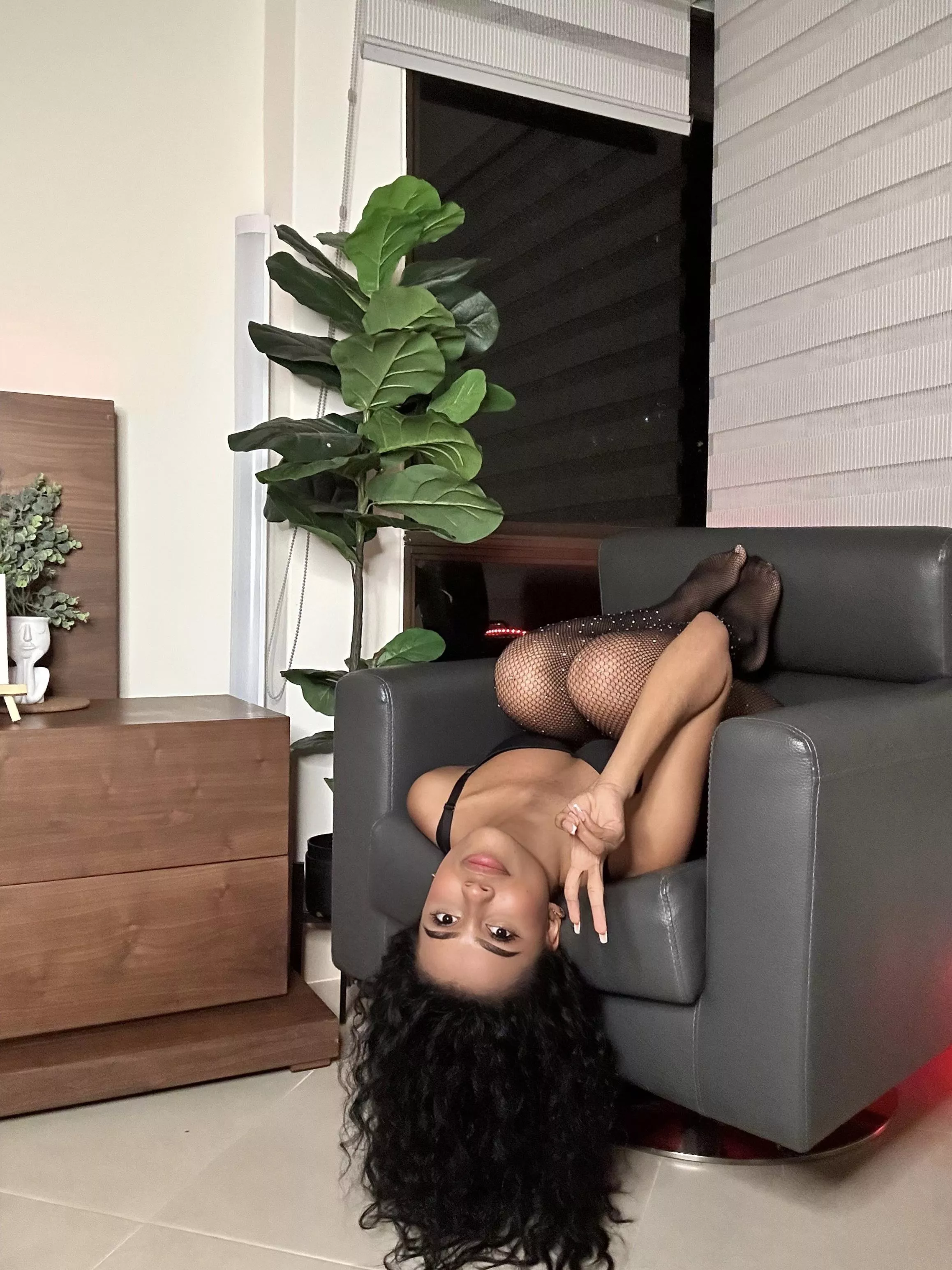 I can fit in your luggage