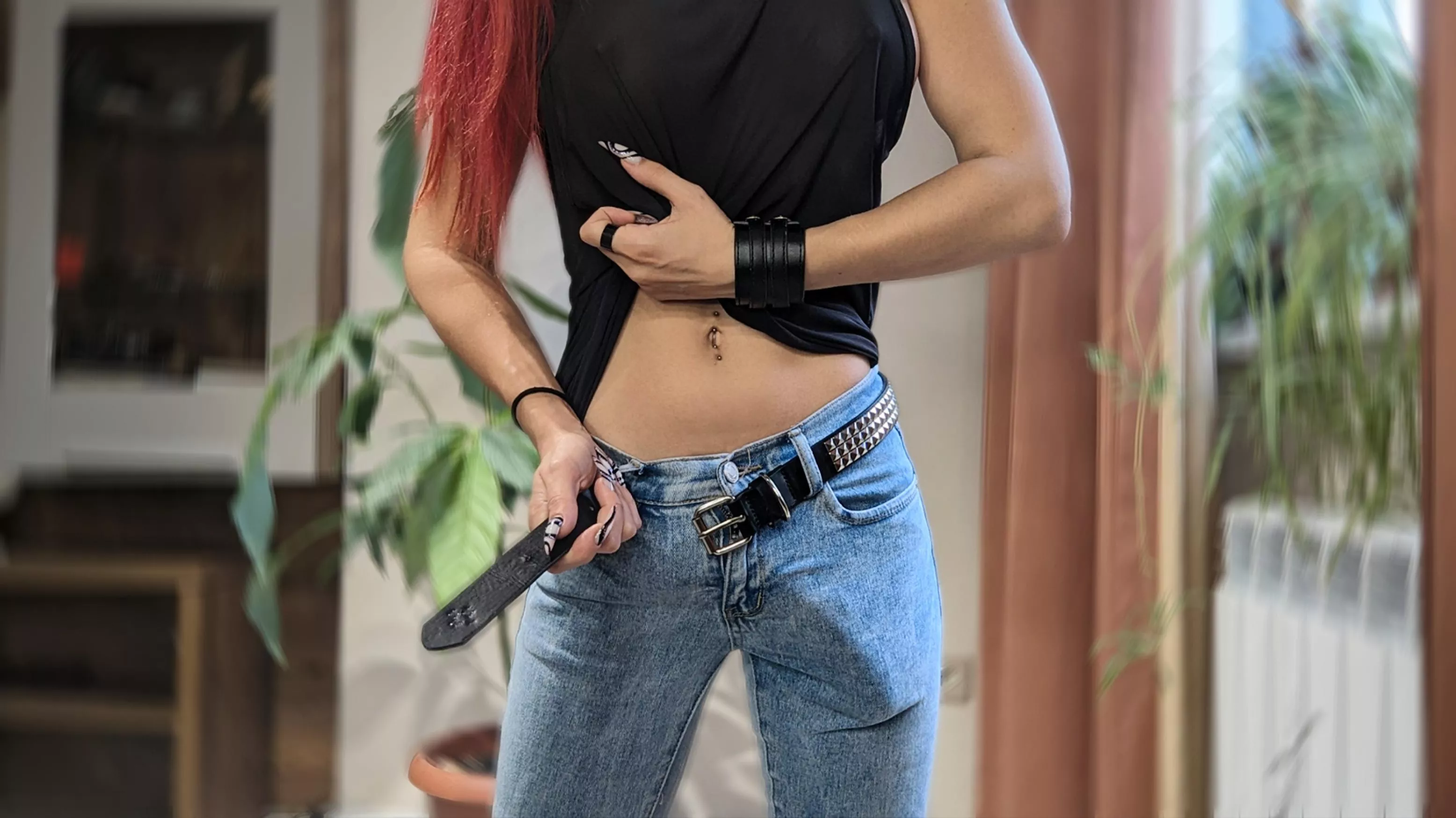 I can't go to work like this, you have to help me