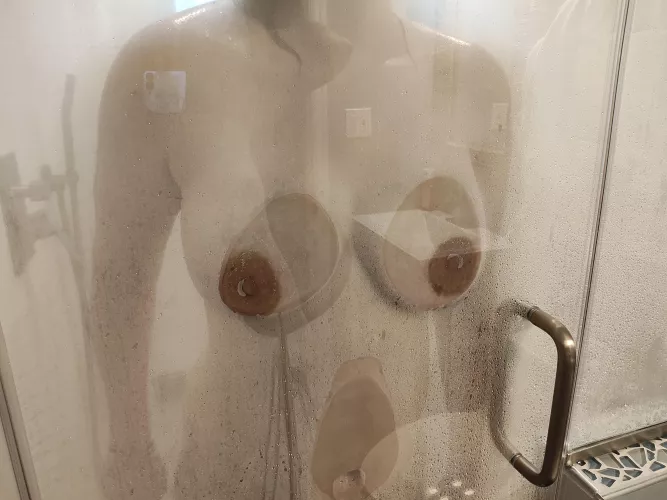 I'm definitely starting to show!