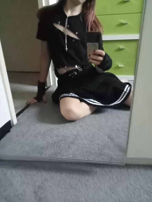 No thigh highs or choker 🙁