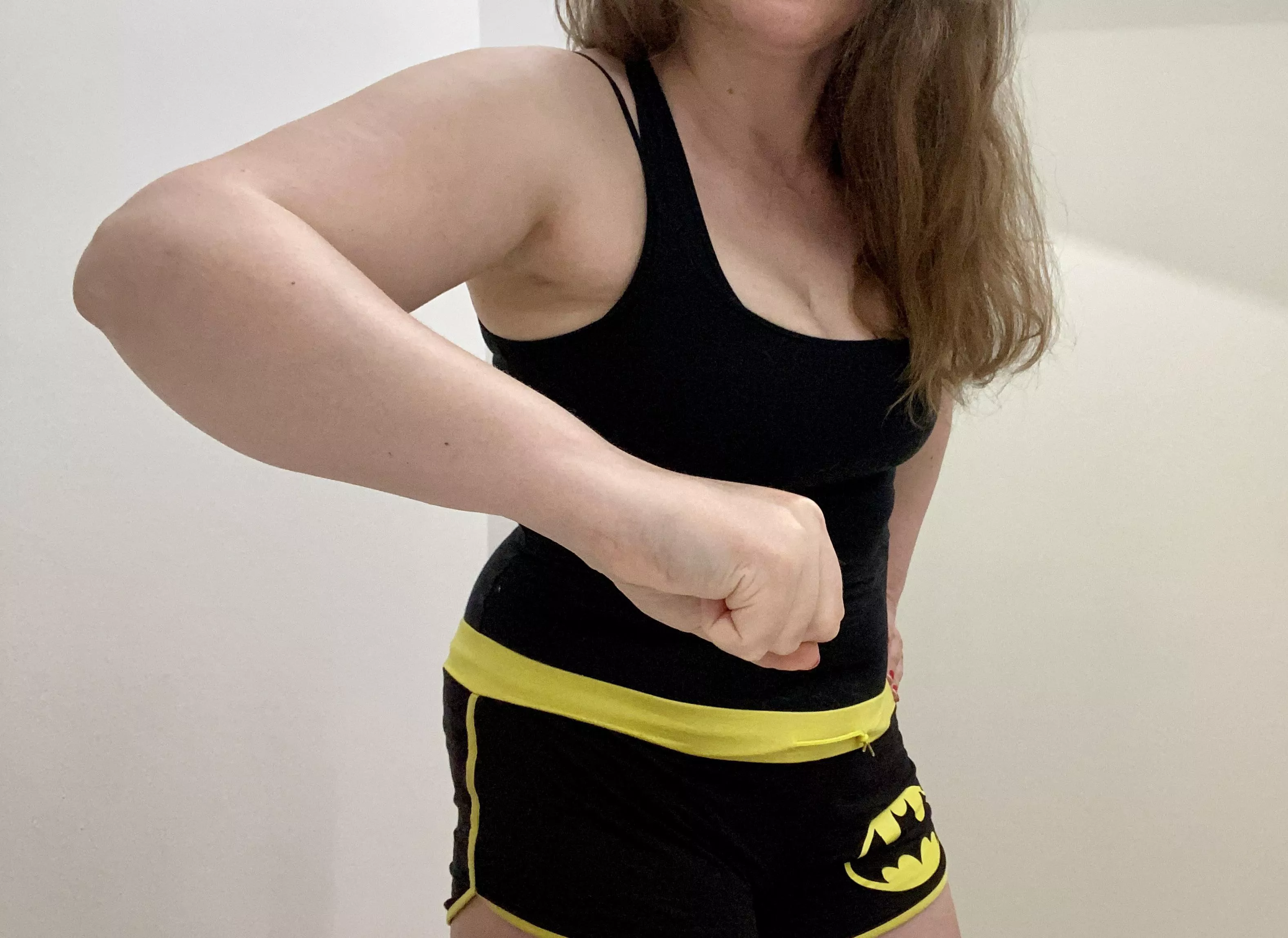 Not flexing … just wanna crack in this all-male sub