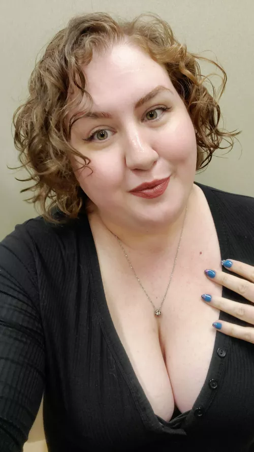 Pretty sure there is a correlation between me wearing lipstick and goofing off....or is it causation