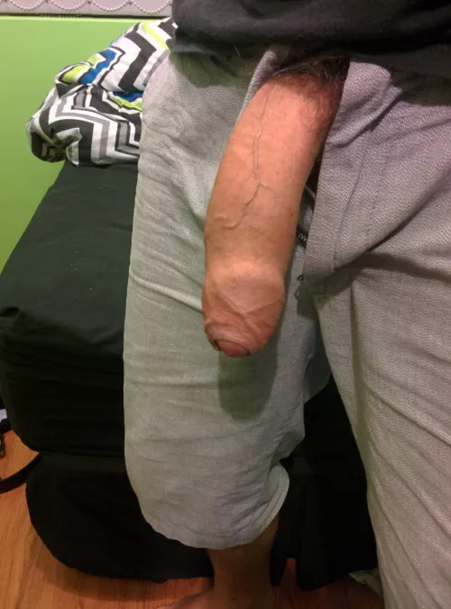 Say yes if i can send you dickpics