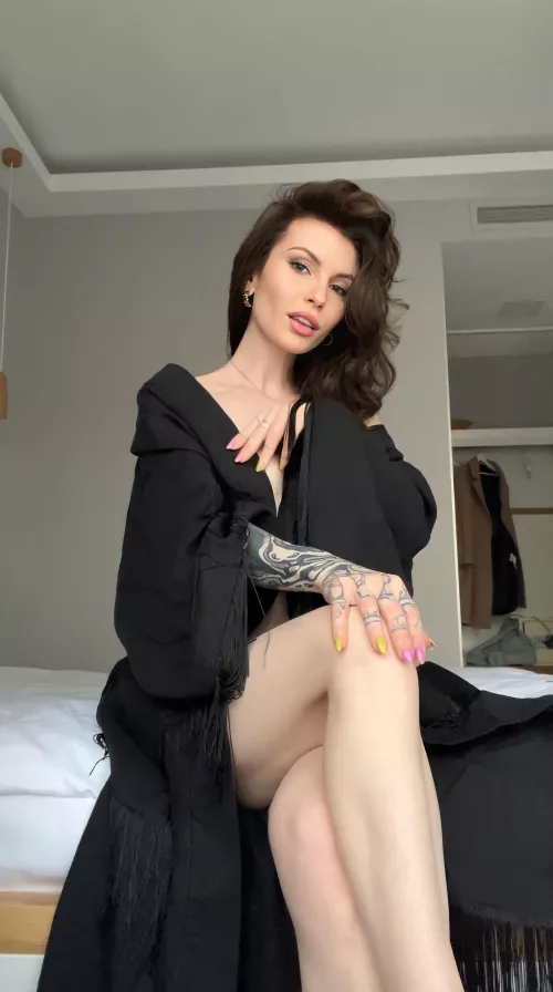 There's one secretary in the office whose seductive elegance and genuine confidence blend into a completely irresistible combination