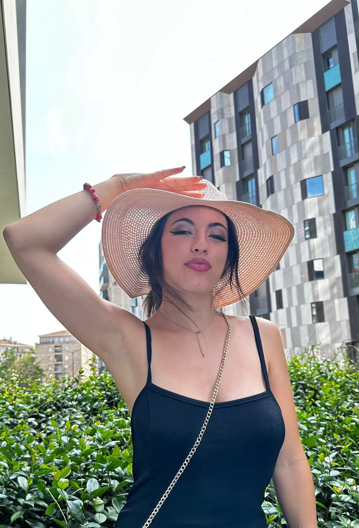 You can see my armpits all day