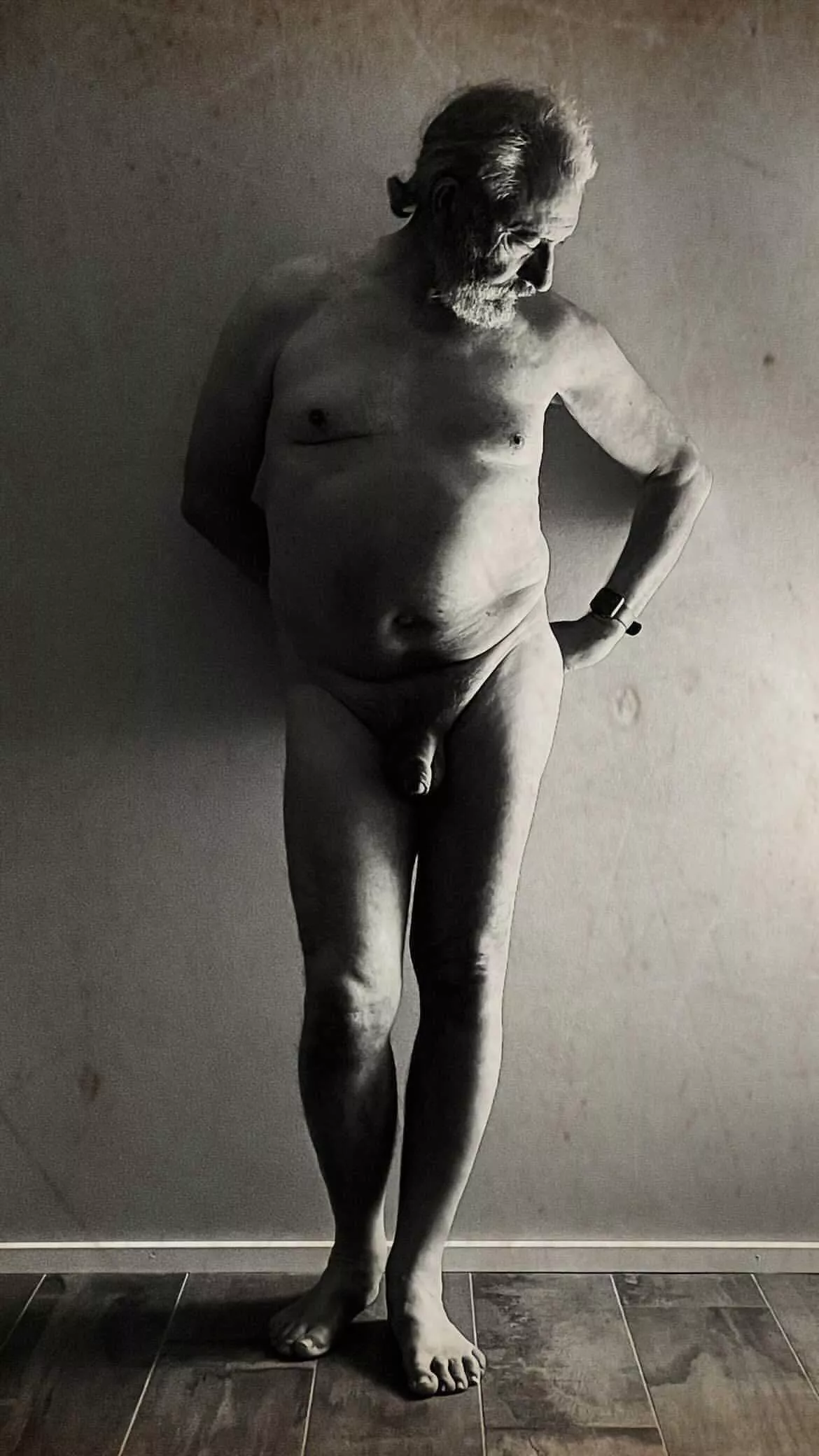 Classical nude (male fb)