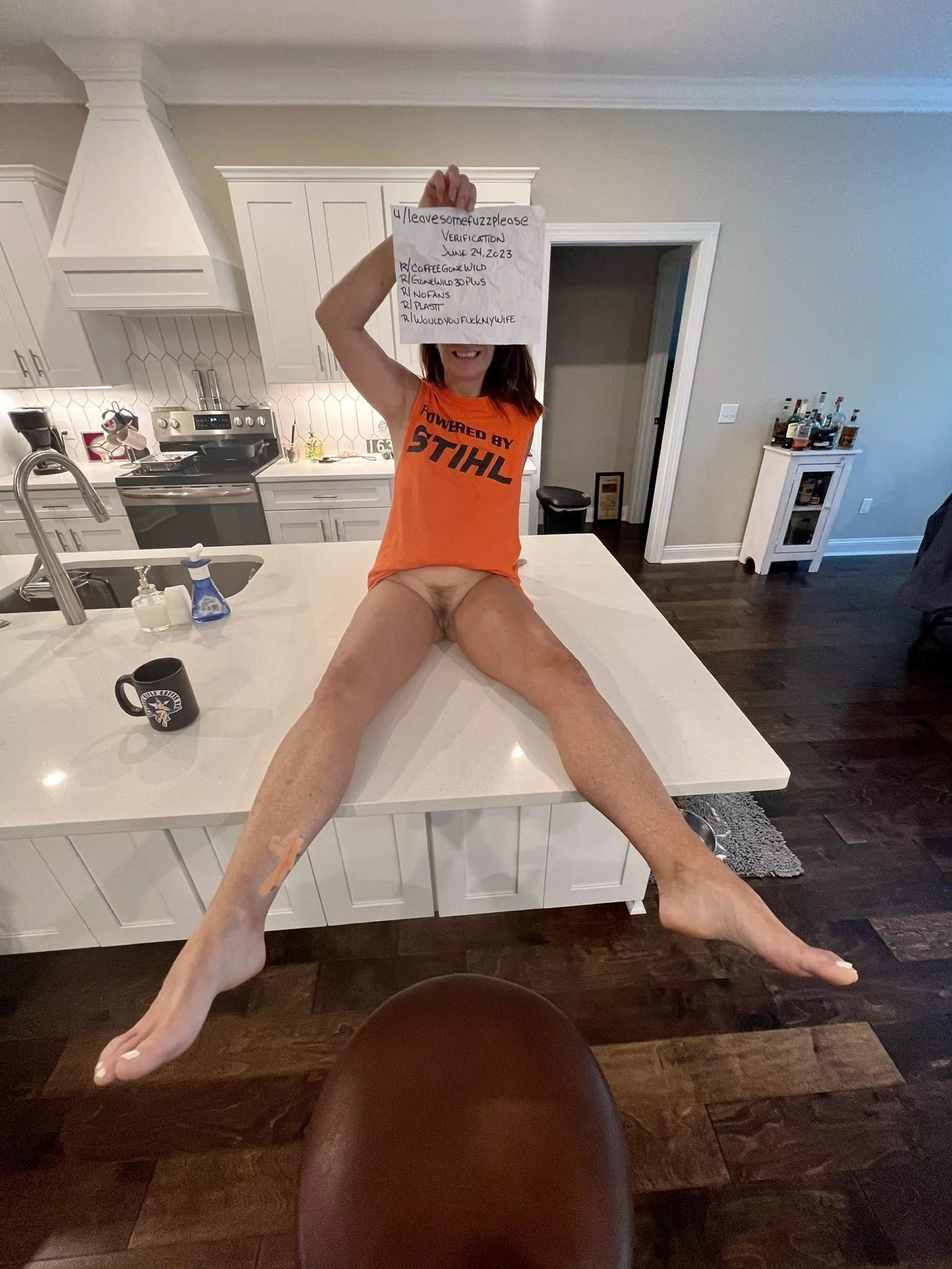 Coffee & Cunilingus Day: Mommy needs a tongue that runs as strong as a STIHL! (F)50 ☕️👅