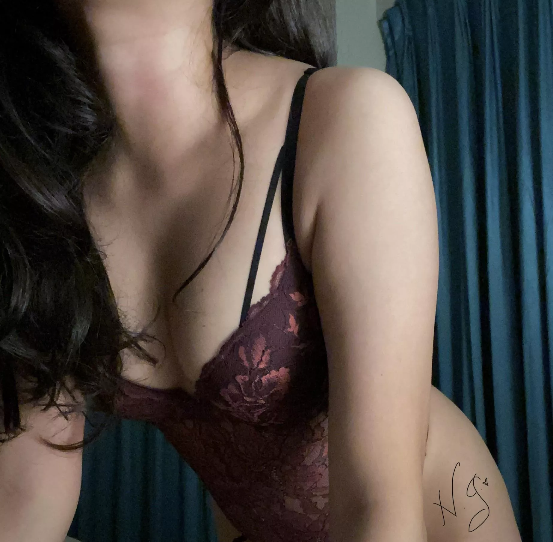 [F] I went out tonight and wore this underneath my dress 👀