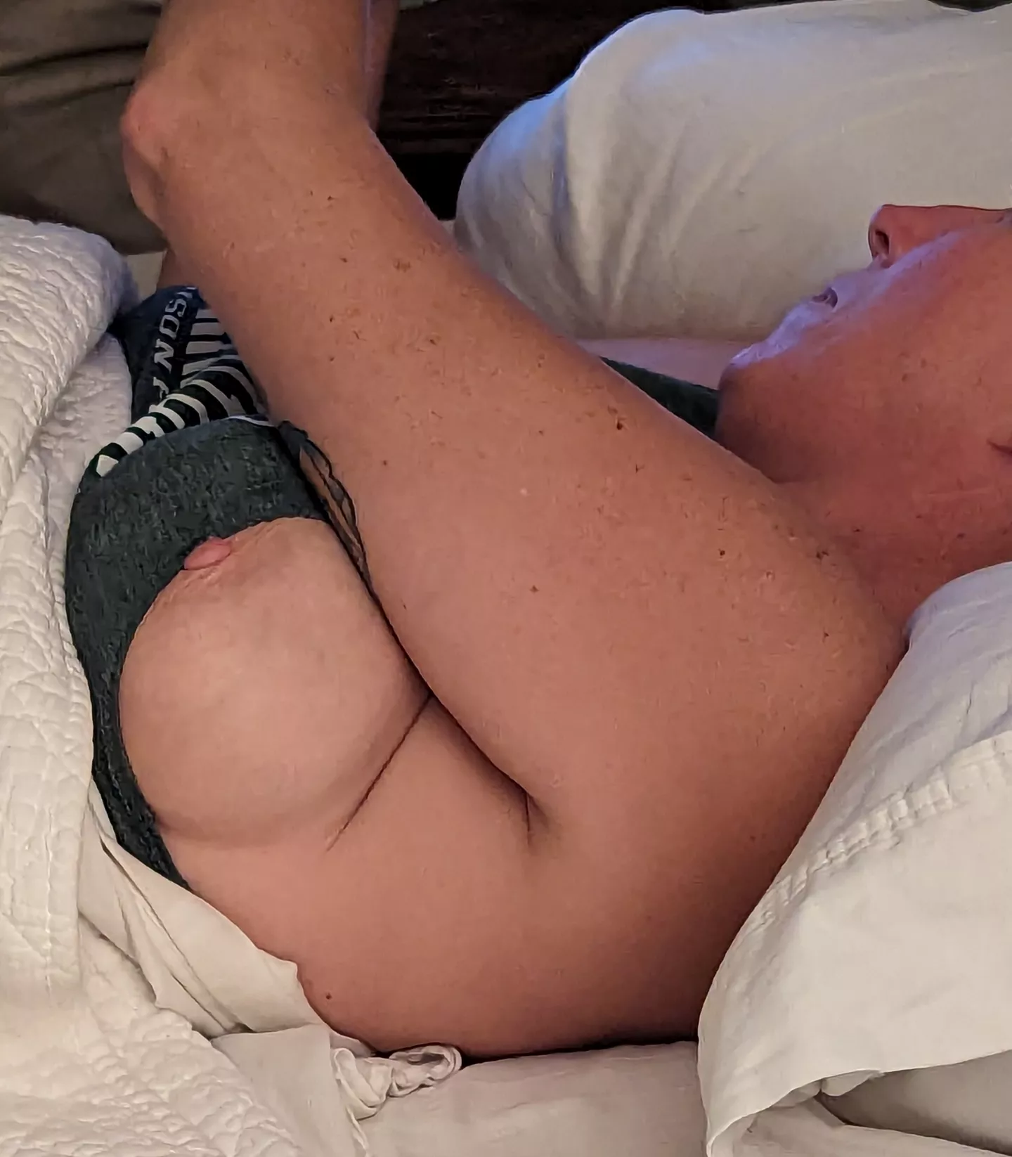 Gotta love a big sideboob