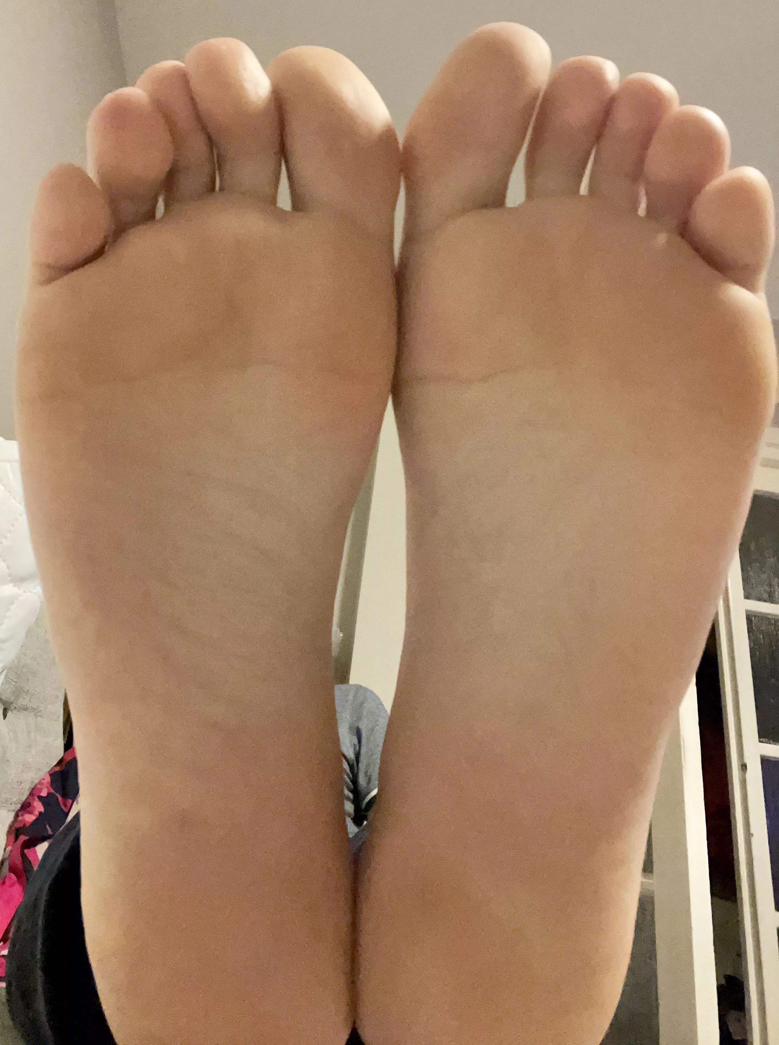 I’m a toes guy personally, but for those who like soles, here you go!