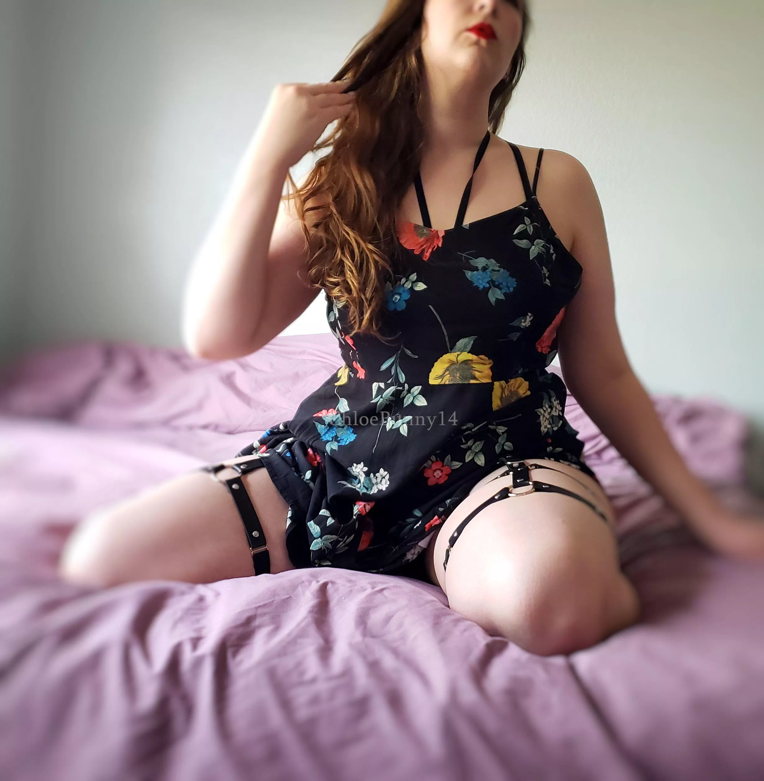 I've developed a fetish for men begging me to let them cum. I want to play with humiliation (and SPH!), cuckold, blackmail & expose, homewrecking, tease & denial, CBT, CEI. Tons of femdom premades [dom][sext][pic][pty][rate][snp][toy][vid][fan][