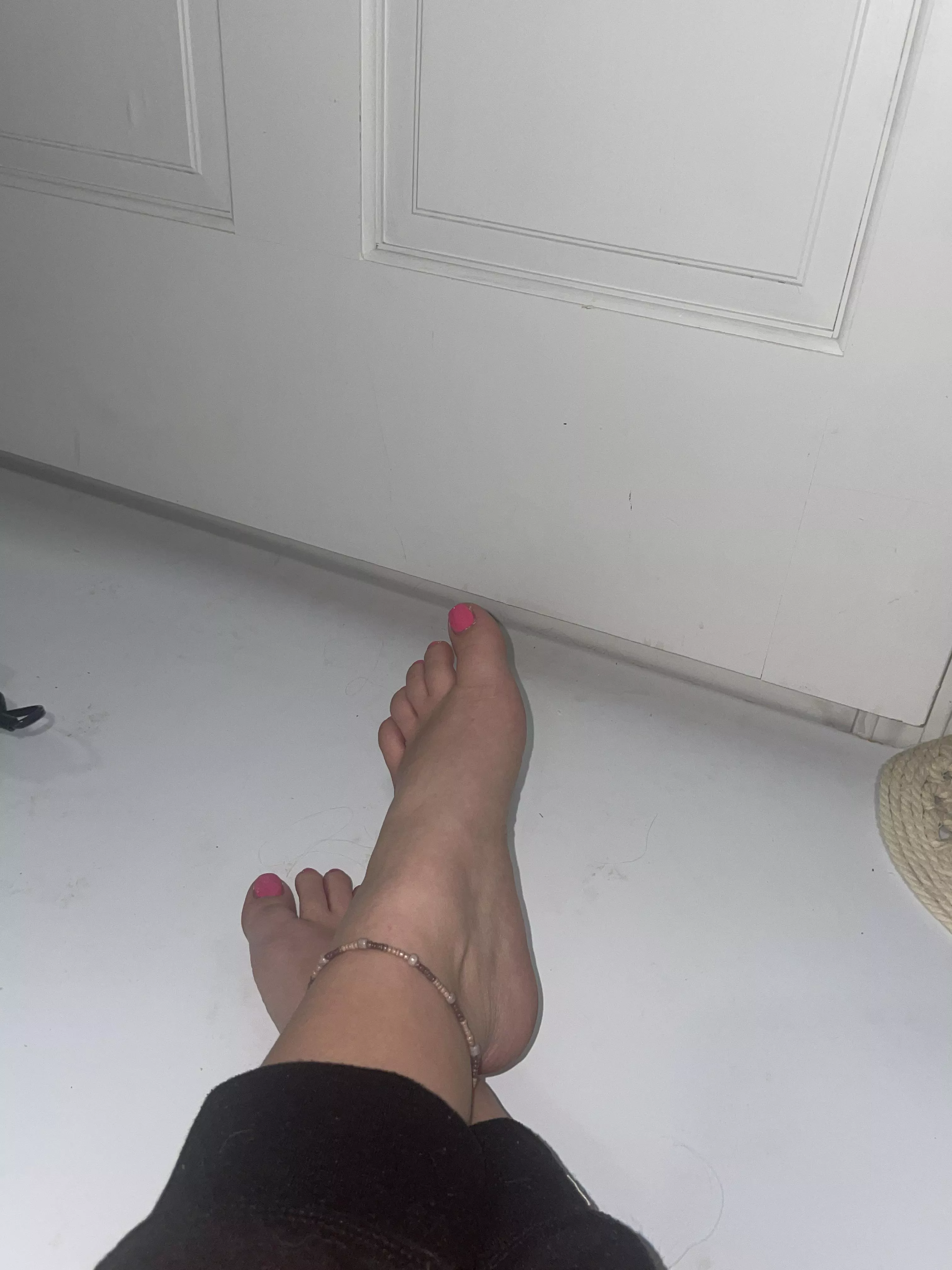 Message me to see more 🙈👀