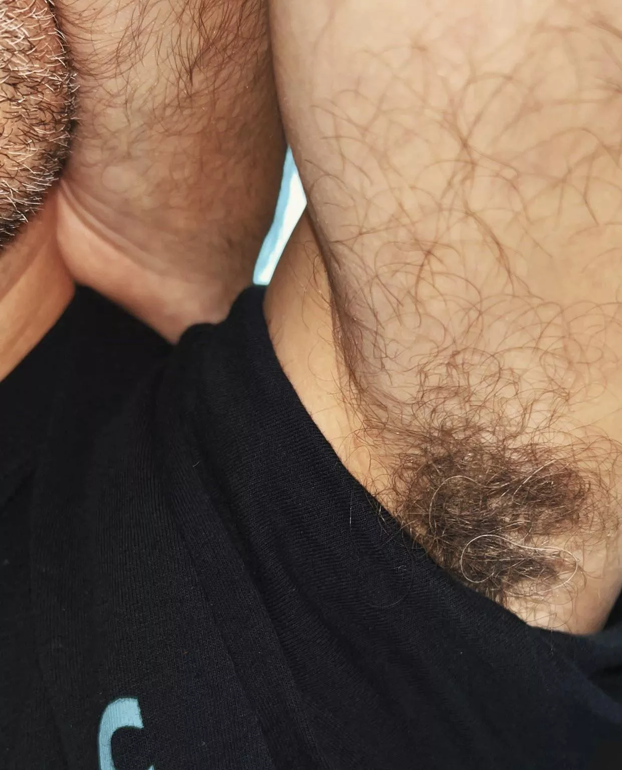 My pits get a lot of attention on the tube... Would you stare if you saw me on the train?