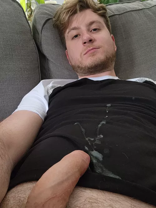 Now come and clean my big thick creamy load up👅