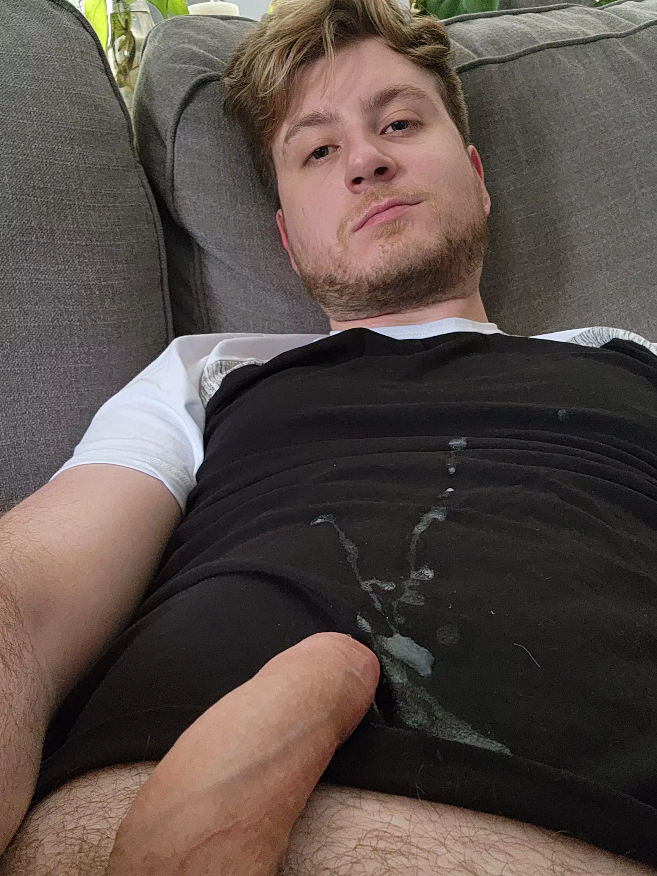 Now come and clean my big thick creamy load up👅