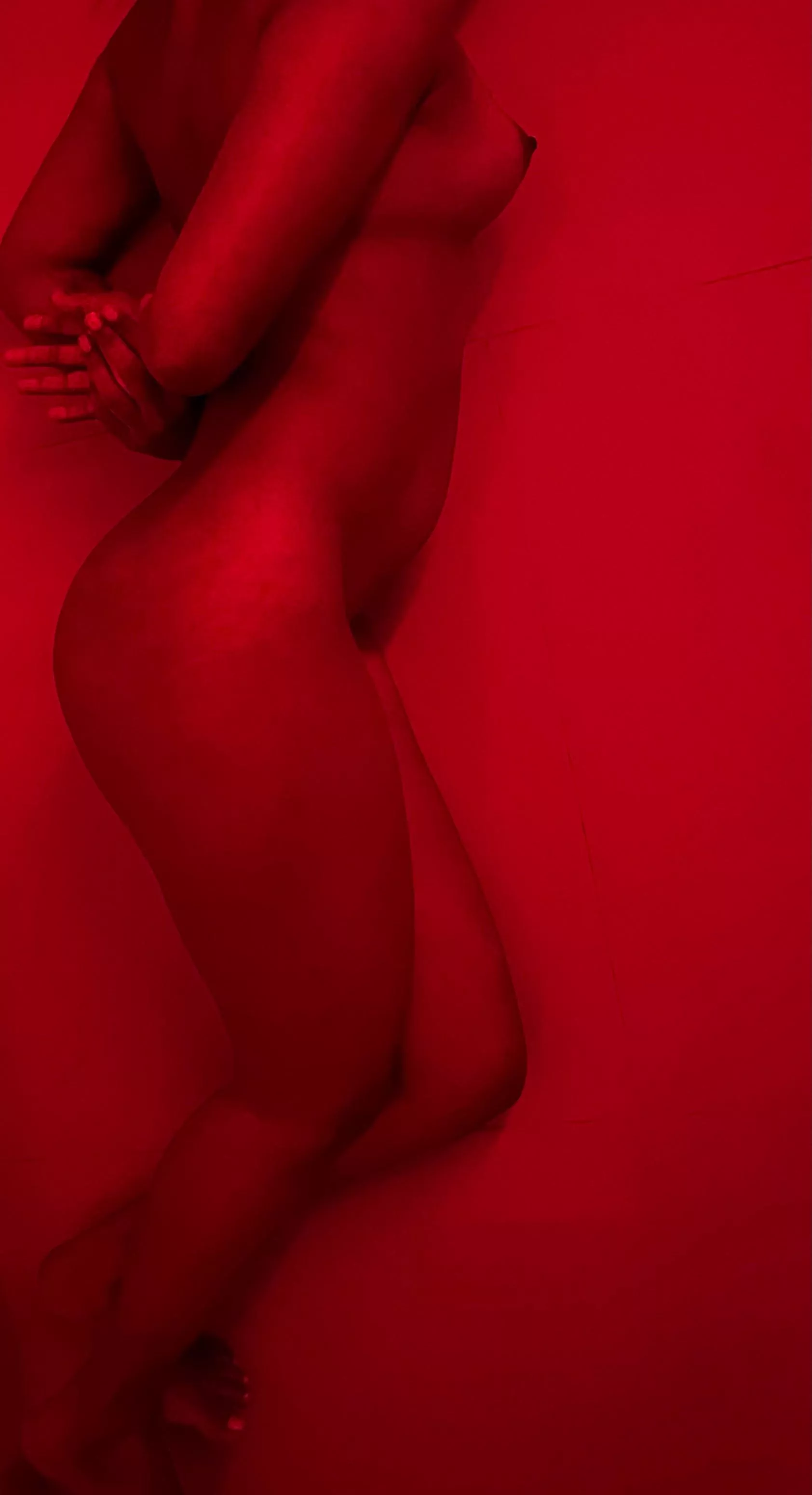 Tie me up please [F]😛