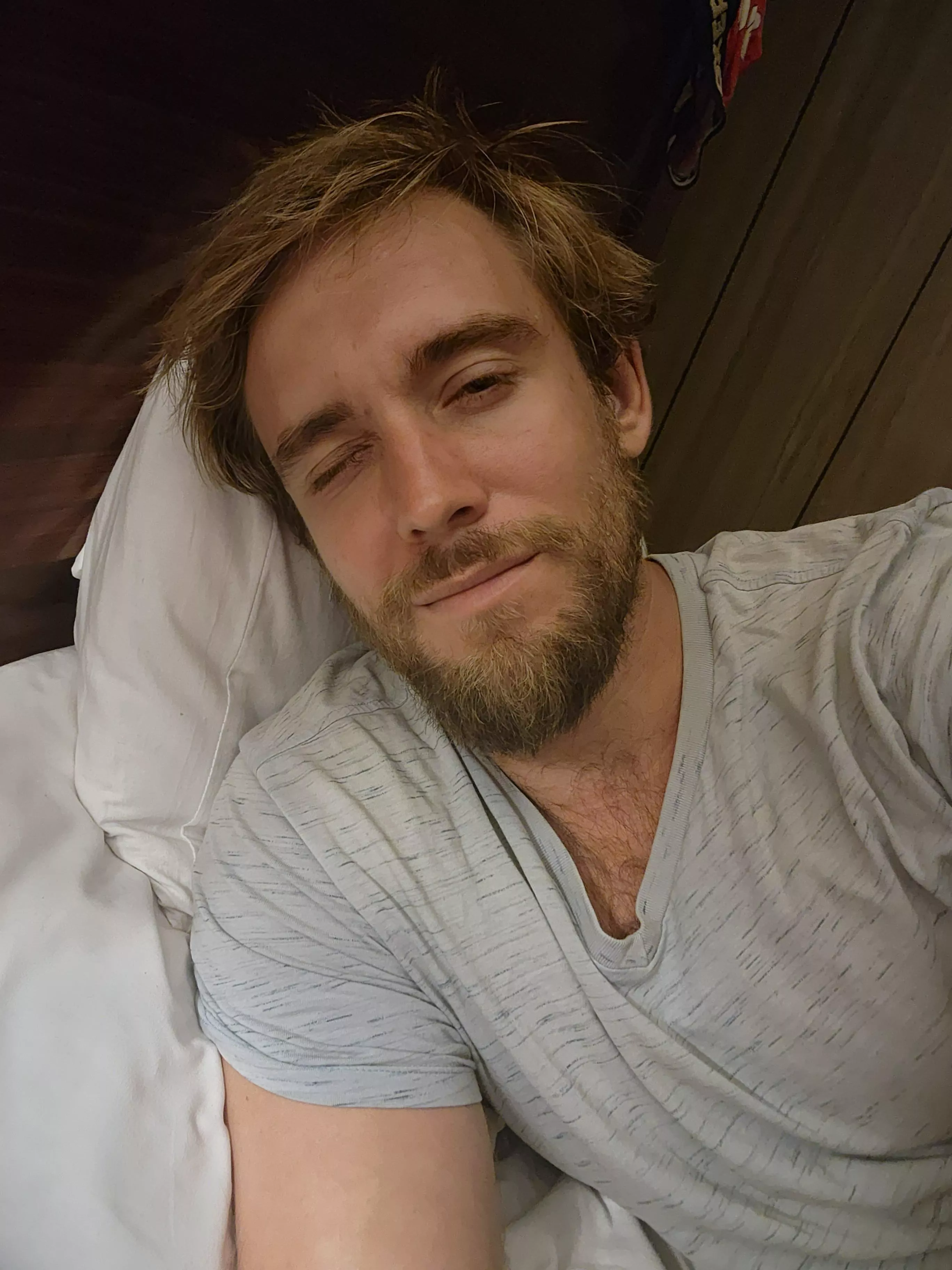 When about to fall asleep π€ π΄ π€ When about to fall asleep π€ π΄ π€