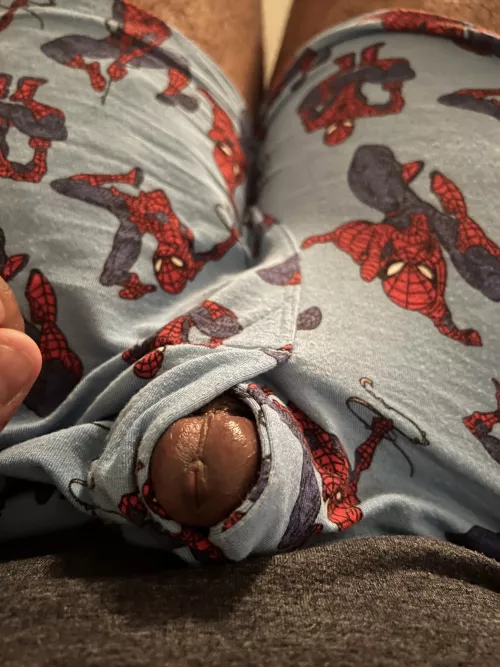 Who else loves cartoon patterns? And peeking out haha