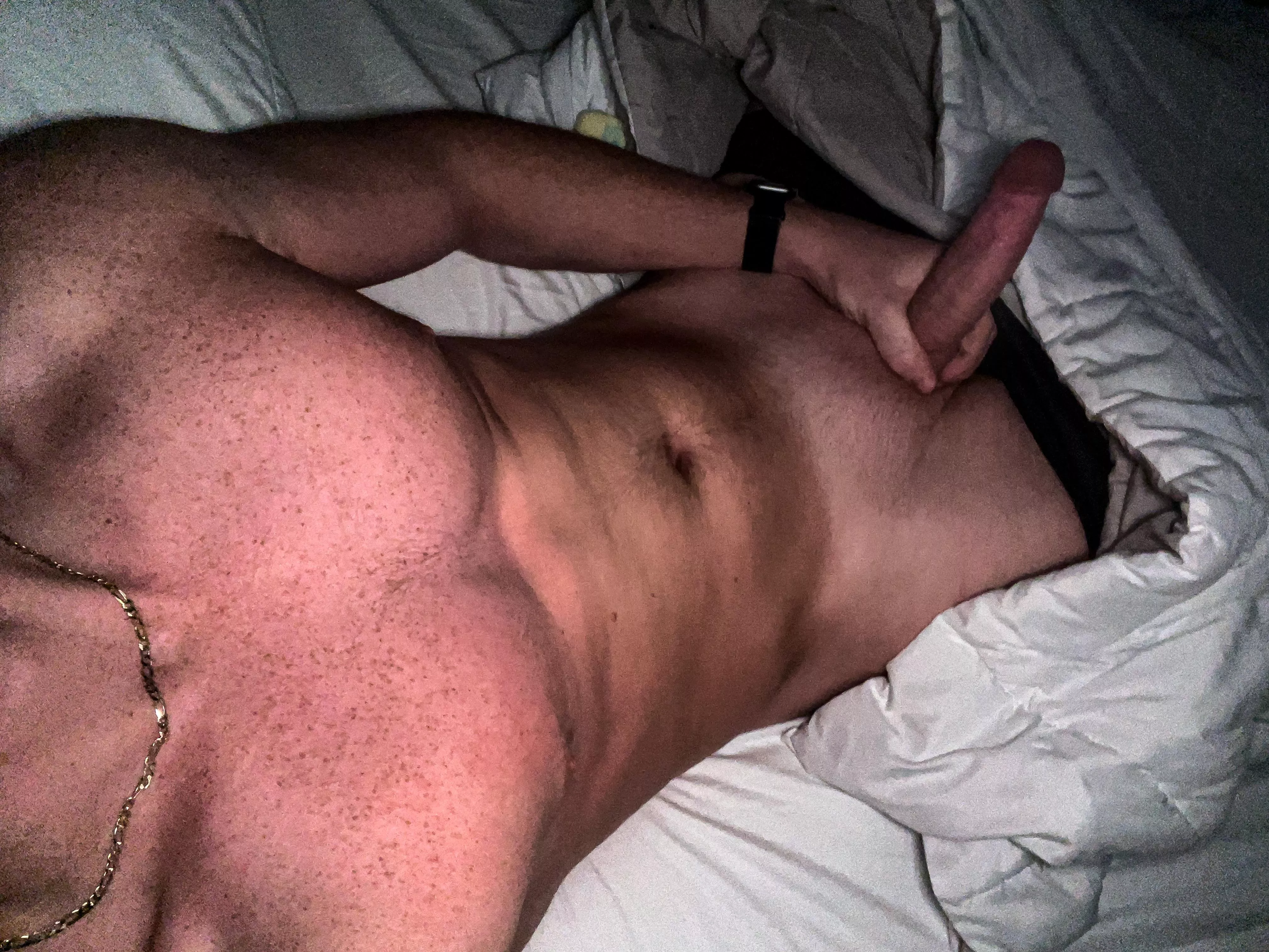 6’8 ginger with tasty dick