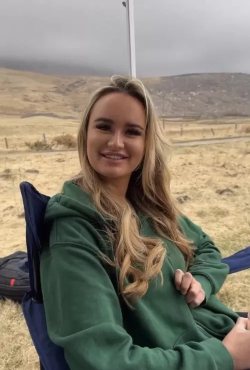 Am I pretty enough to trap you?