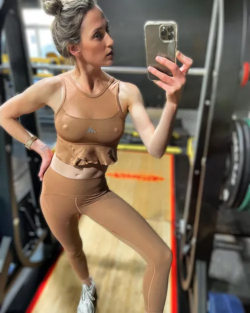 Another new outfit… kinda washes me out, well everything except my nips 😂