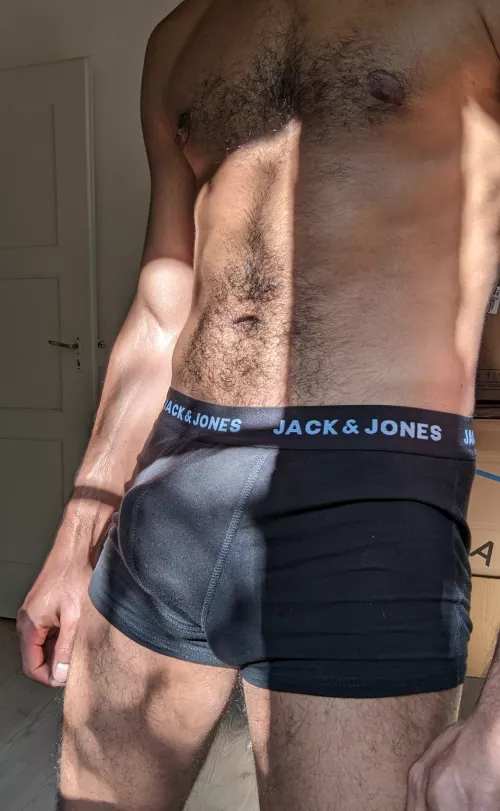 Can I send you my nudes?