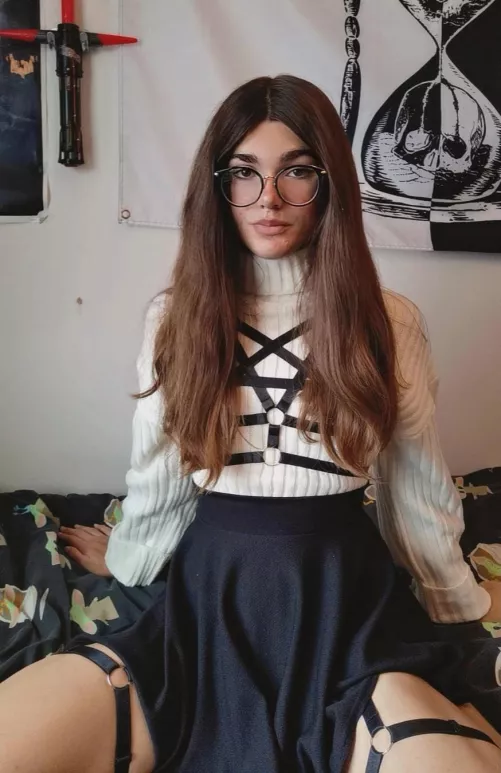 Can I sit on your lap? 🤍