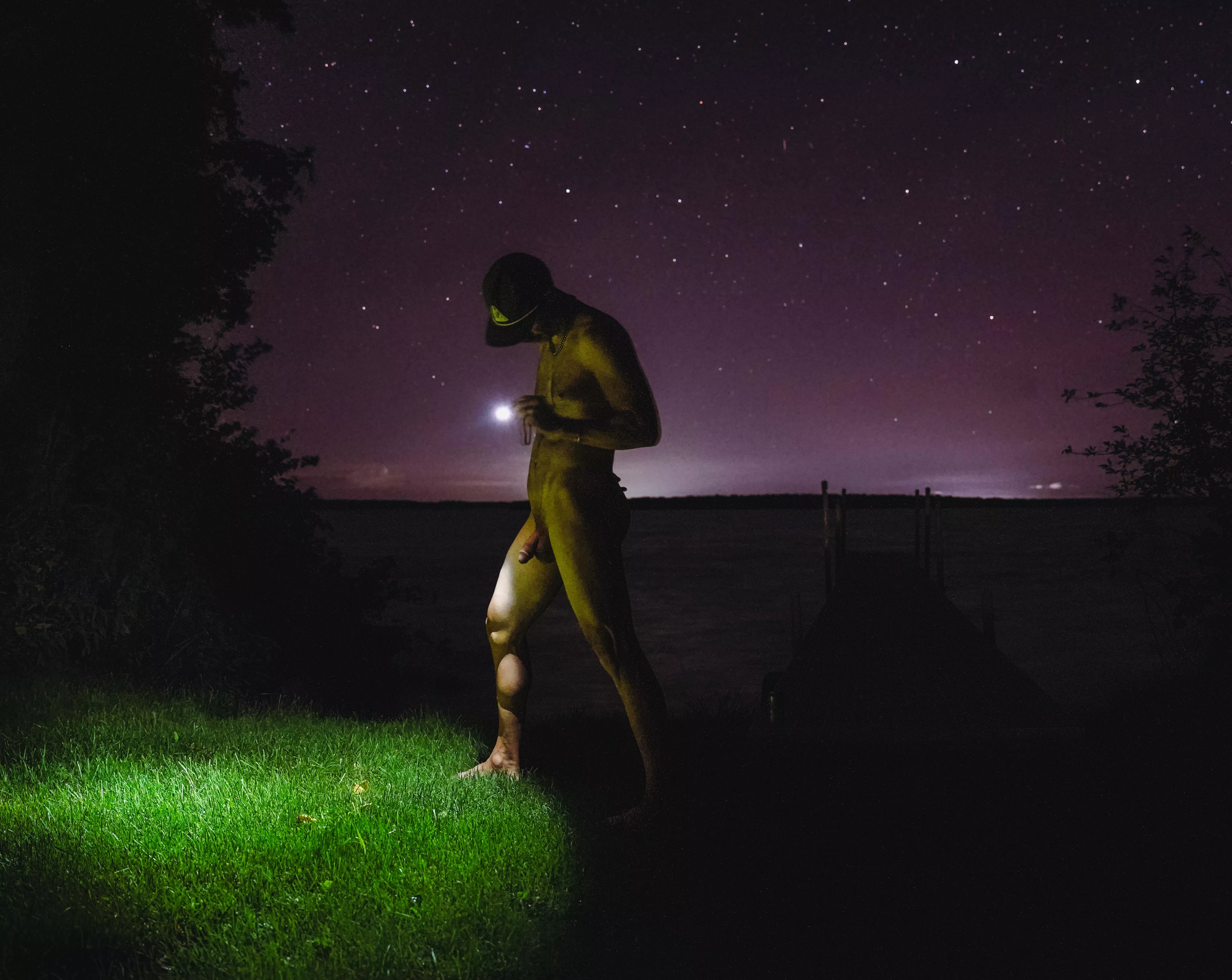 Fun with filters (and flashlights) 💚💜