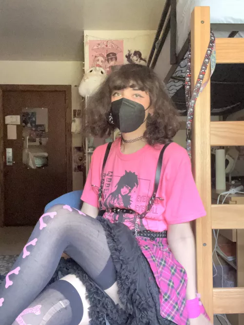 Gotta be colorful sometimes 🌷