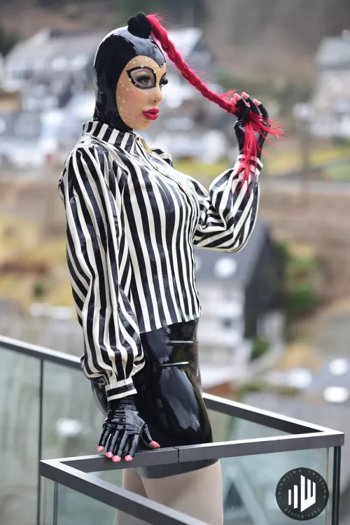 Hooded but still stylish 🥰