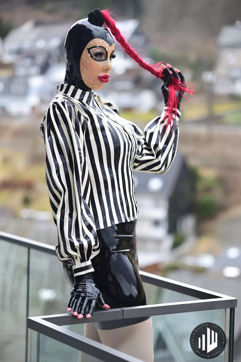 Hooded but still stylish 🥰