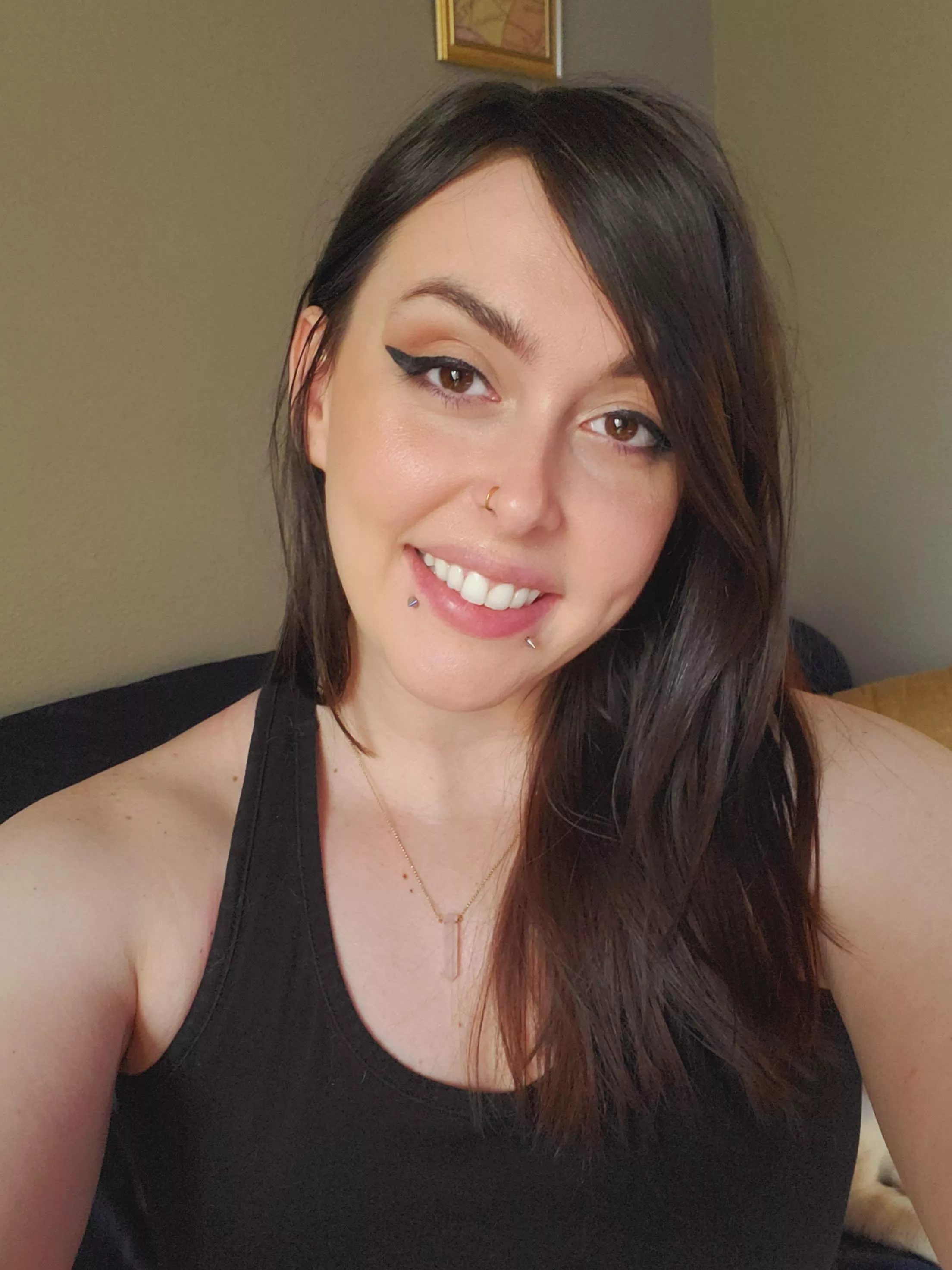 I know you have a big load for my pretty smile