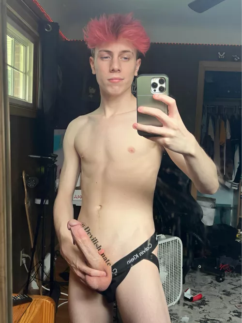 I love this jockstrap so much what do yall think?