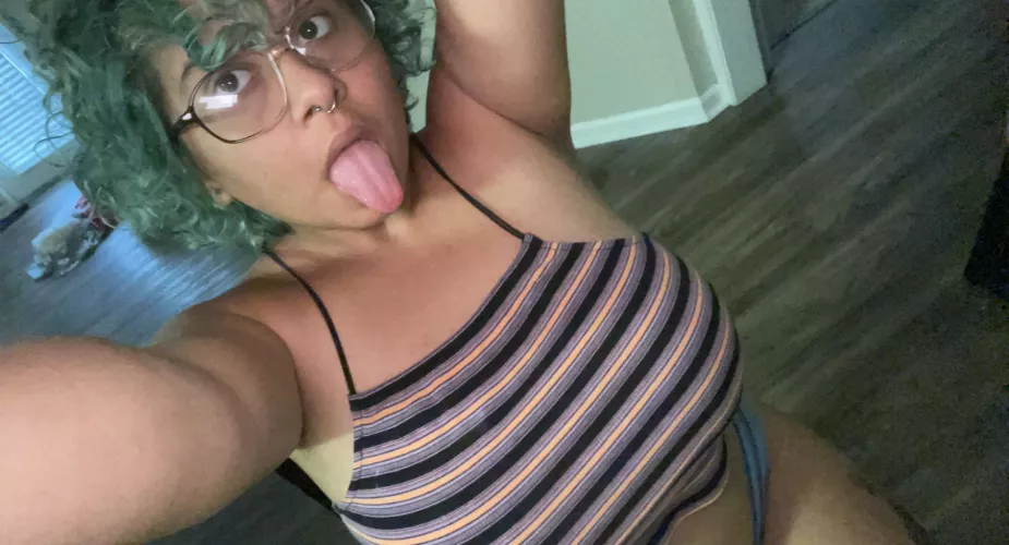 I promised a face reveal lol