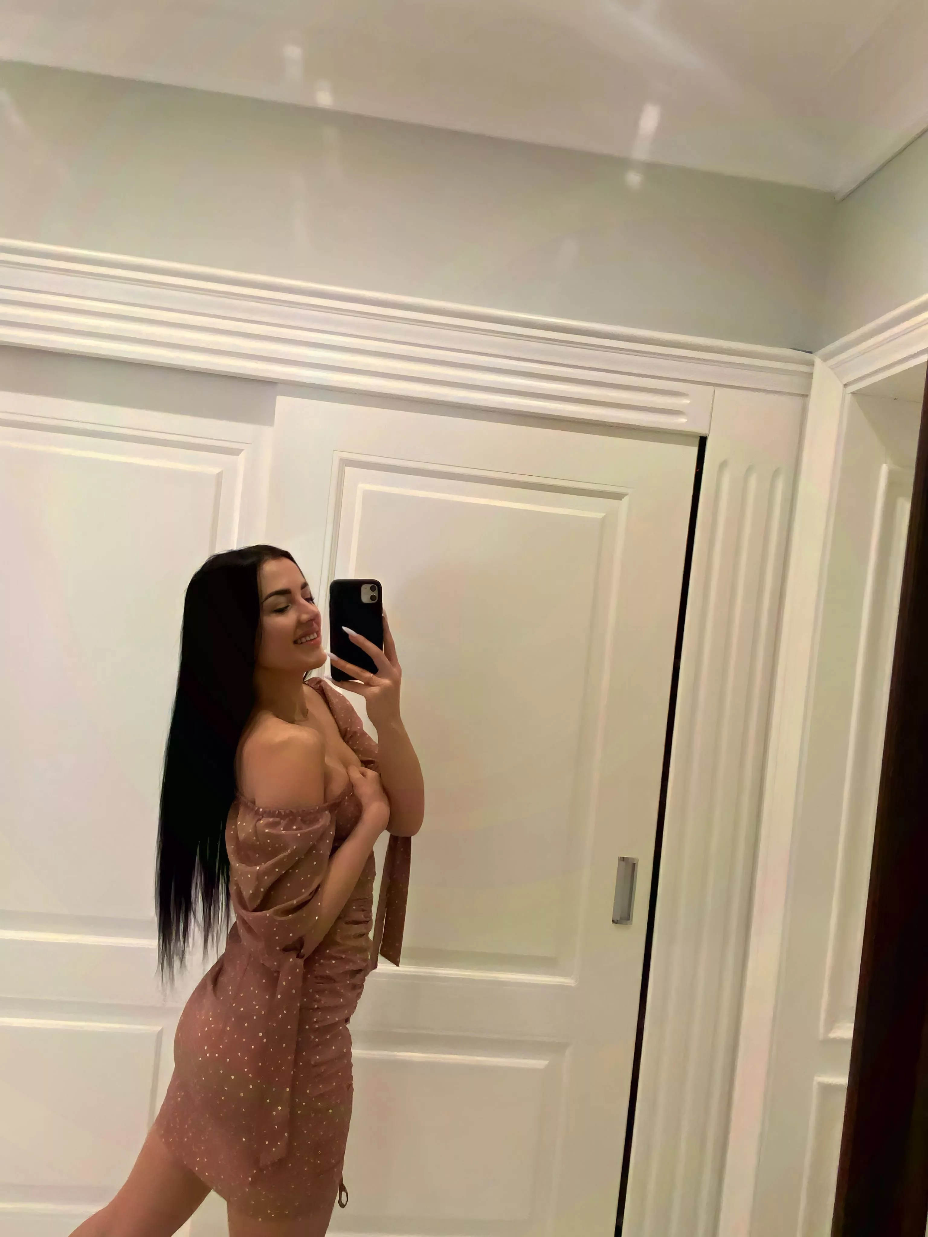 I want a real cock to come fill my pussy with cum