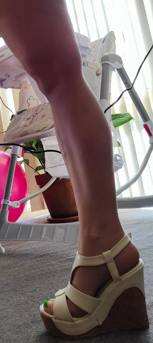 Wedge's are a girls best friend💕