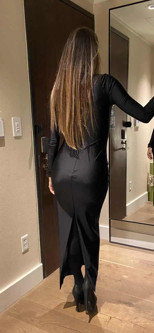 Would you fuck my 37 year old wife in this dress?