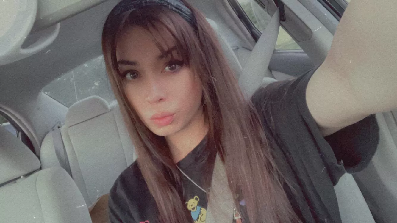 am i somewhat passable? 🥺