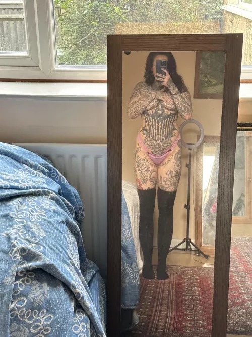 Black socks match the black bows on my underwear 🥹