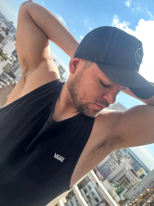 bury your face in my hairy armpits