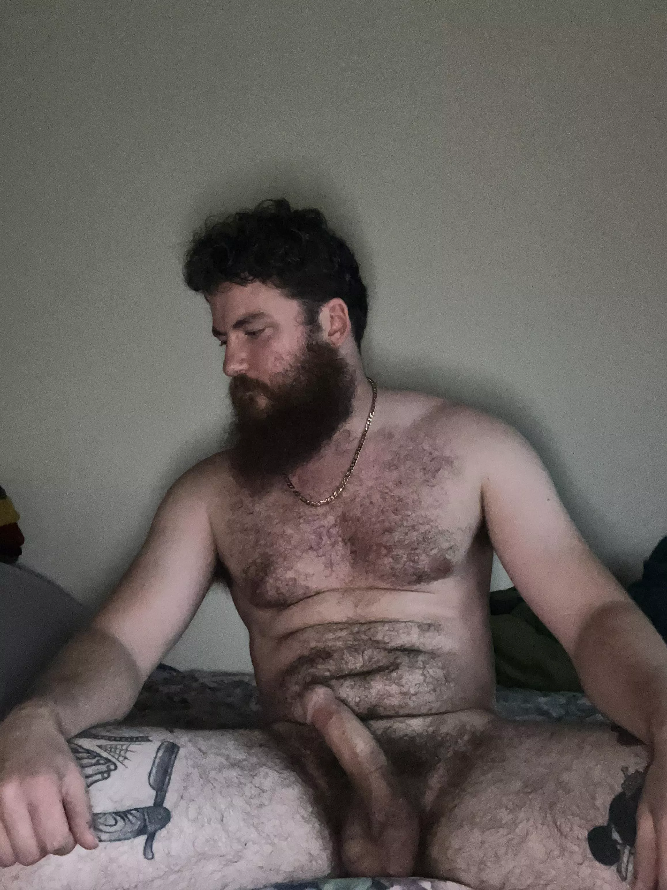 Could use someone’s help 🤷🏻‍♂️😏