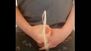 GL 33 bi guy with a cum fetish here. Anyone in the NY/NJ area? Would like to see that in person. DM me please.