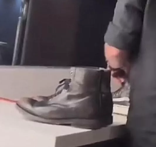 Help identifying this pair