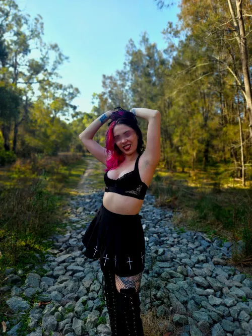 How was your weekend? I had adventures in the forest 🍃