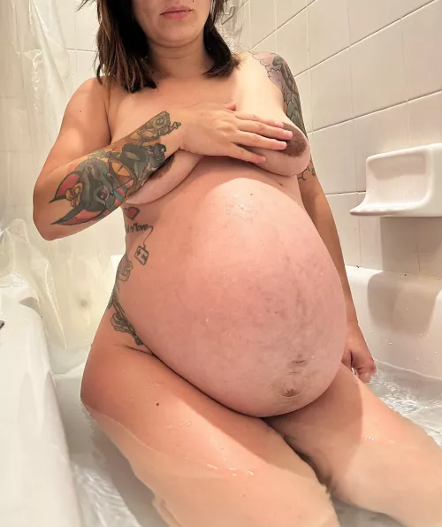 Look don't touch 😏